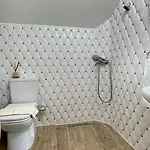 Kingdom With Sauna And Hamam فيلة نيقوسيا