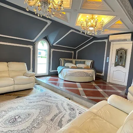 Kingdom With Sauna And Hamam Villa