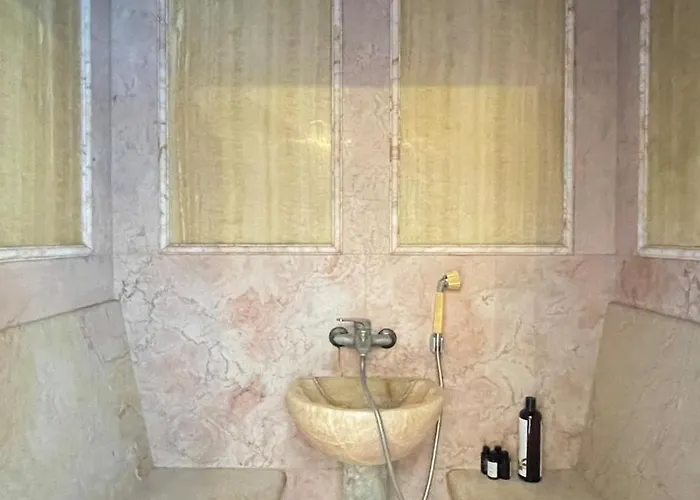 Kingdom With Sauna And Hamam *