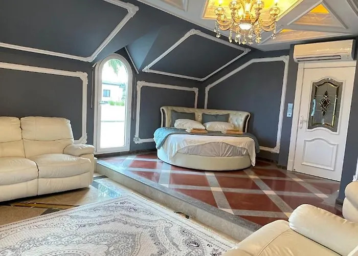 Kingdom With Sauna And Hamam Βίλα