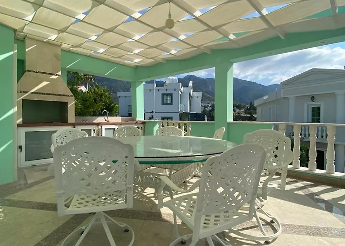 Kingdom With Sauna And Hamam